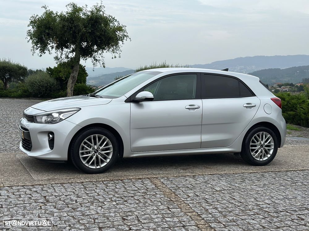 Kia Rio 1.2 CVVT Urban - 32