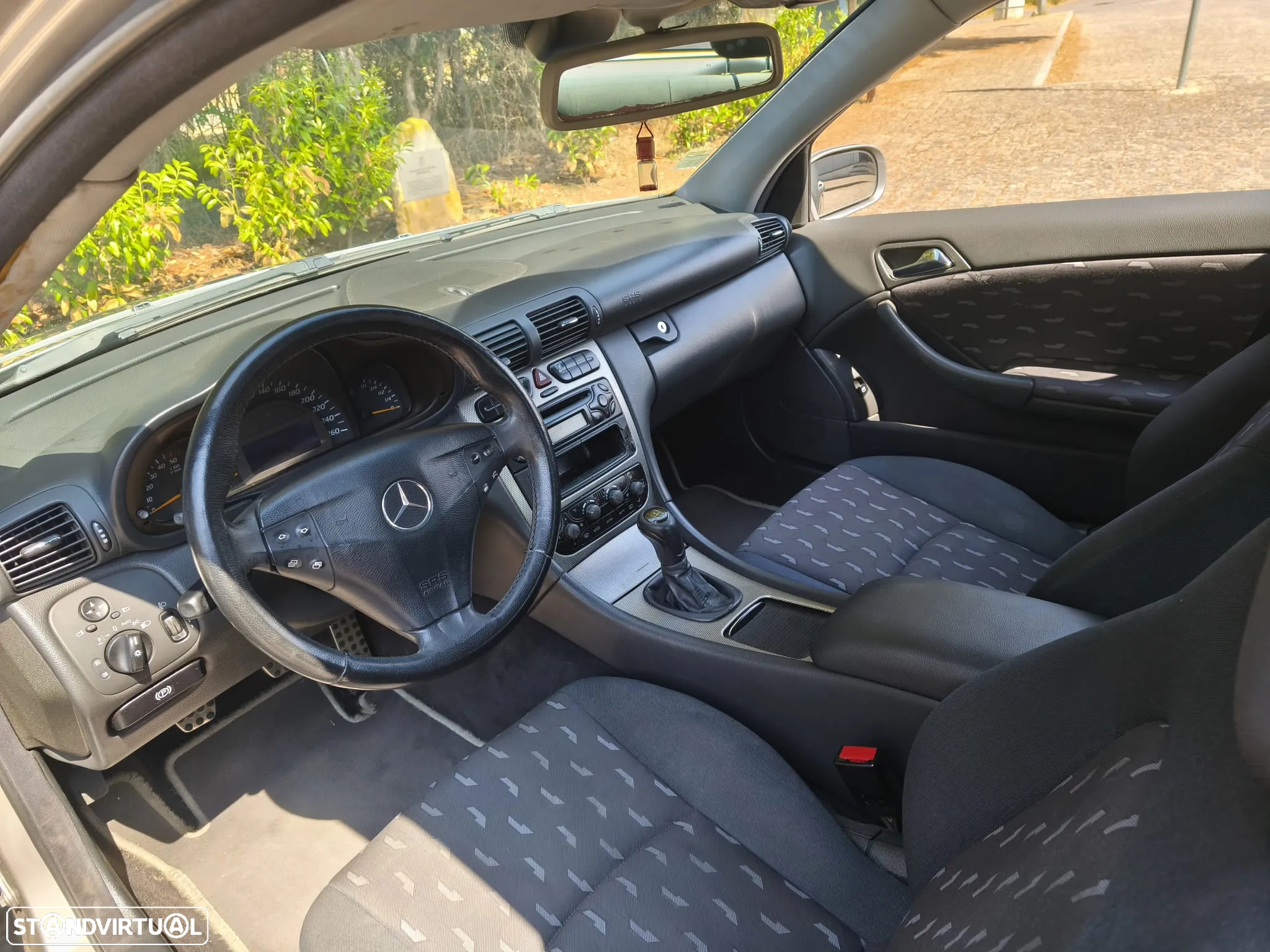 Mercedes-Benz C 220 CDi Sport Coupé Evolution AMG - 5