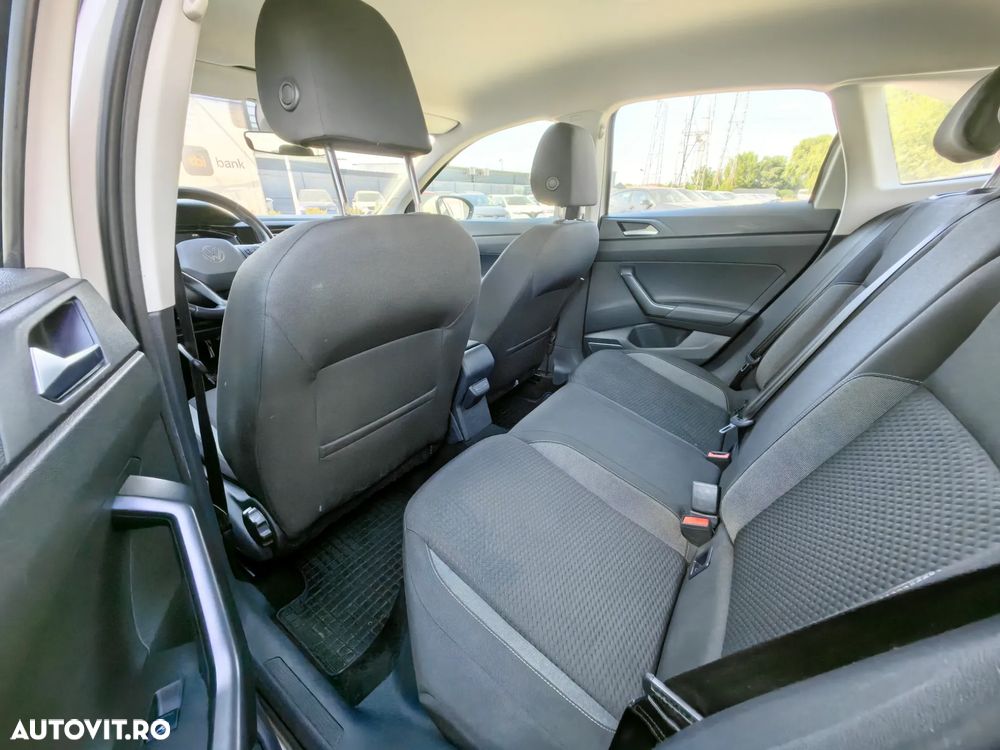 Volkswagen Taigo - 17