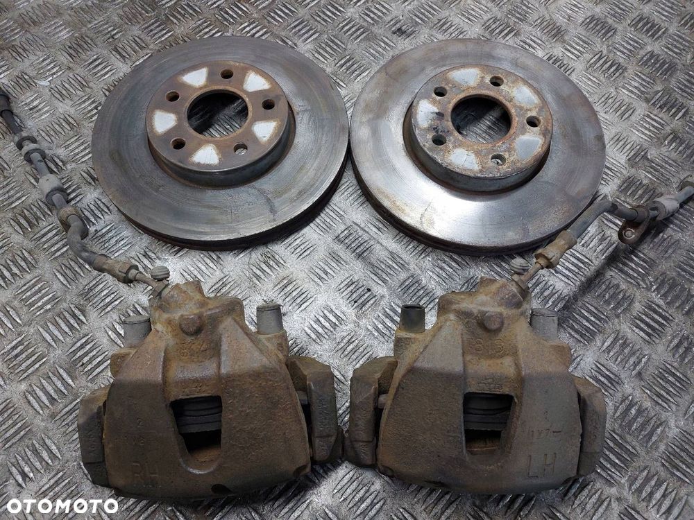 TARCZE HAMULCOWE PRZÓD + KLOCKI + ZACISKI FORD FOCUS MK3 1.6 TDCI - 2