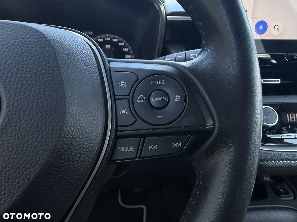 Toyota Corolla 1.8 Hybrid Executive - 18