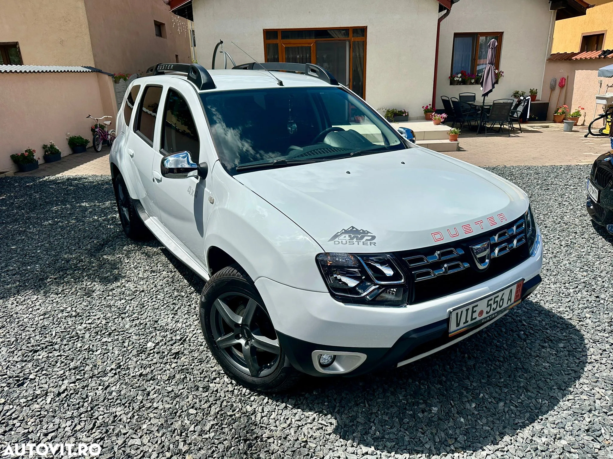 Dacia Duster 1.5 dCi 4x4 Laureate - 3
