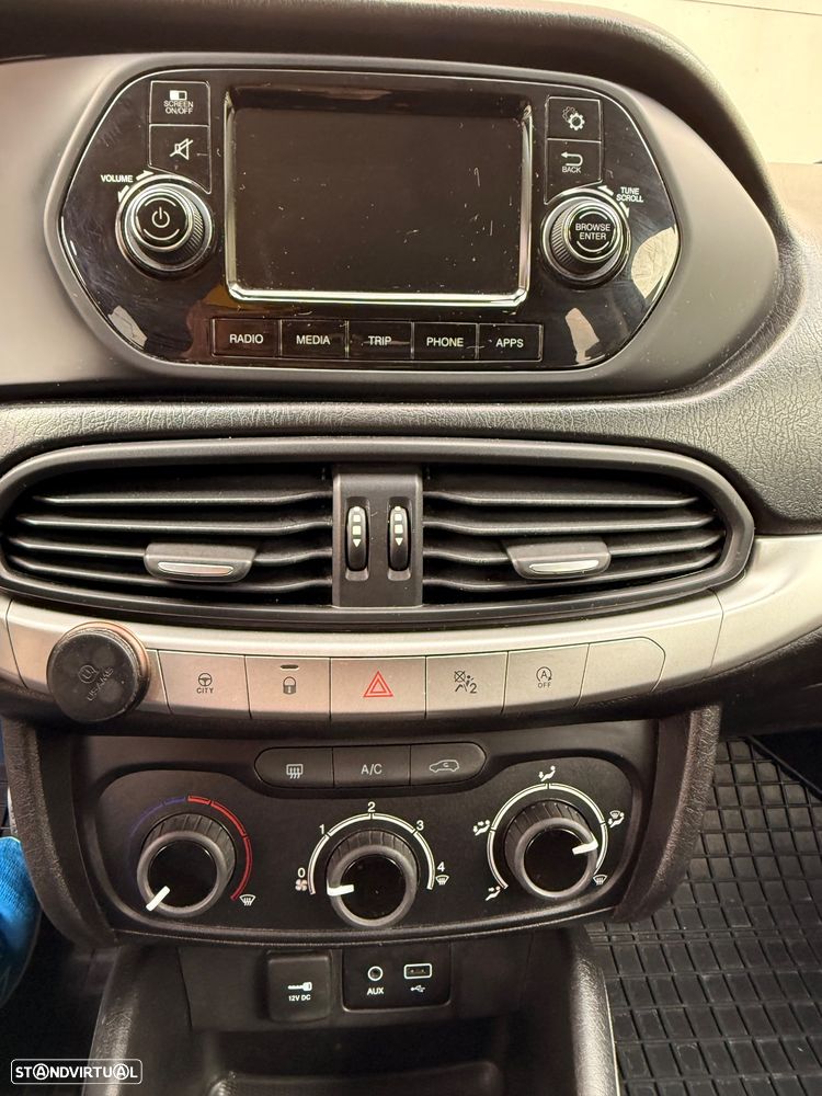 Fiat Tipo Station Wagon 1.3 M-Jet Easy J17 - 10