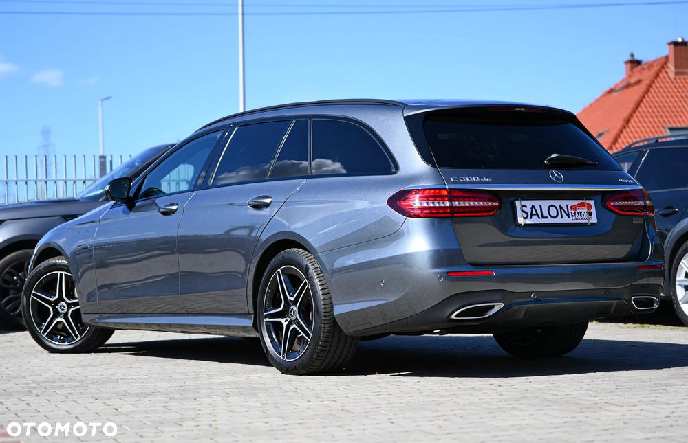 Mercedes-Benz Klasa E 300 de 4Matic 9G-TRONIC AMG Line - 36