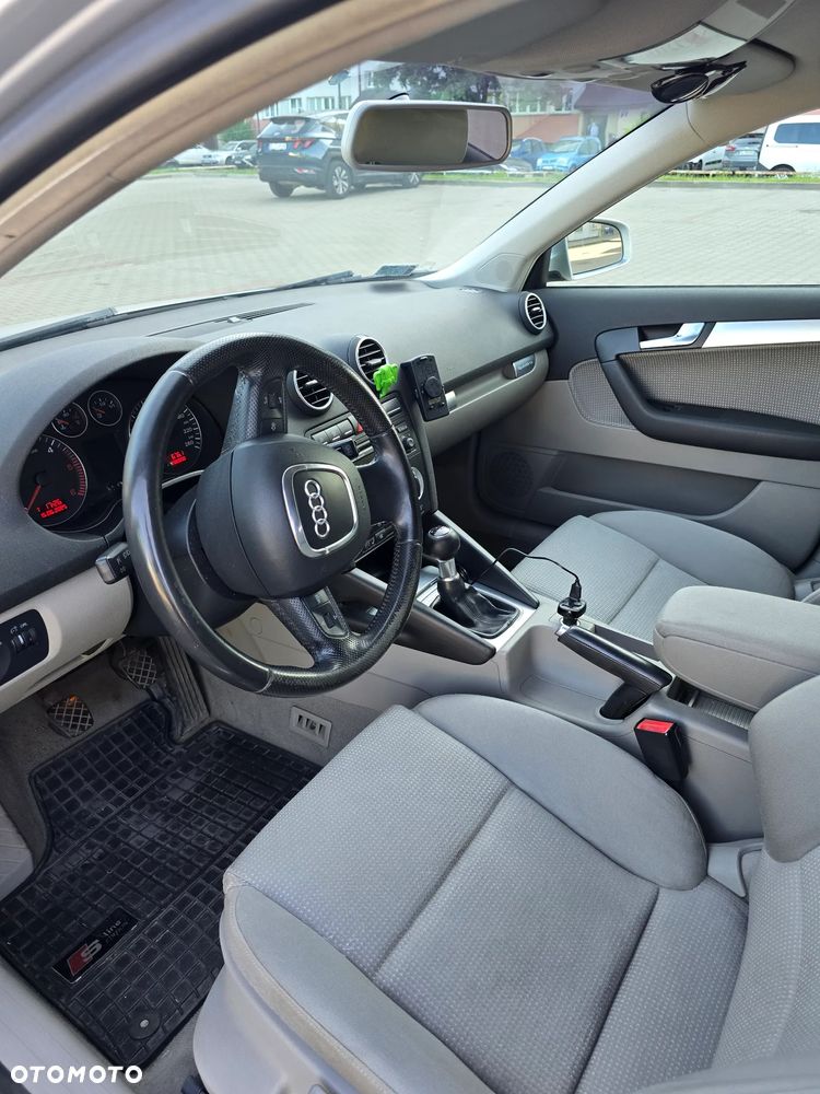 Audi A3 Sportback 2.0 TDI DPF Quattro Ambition - 7