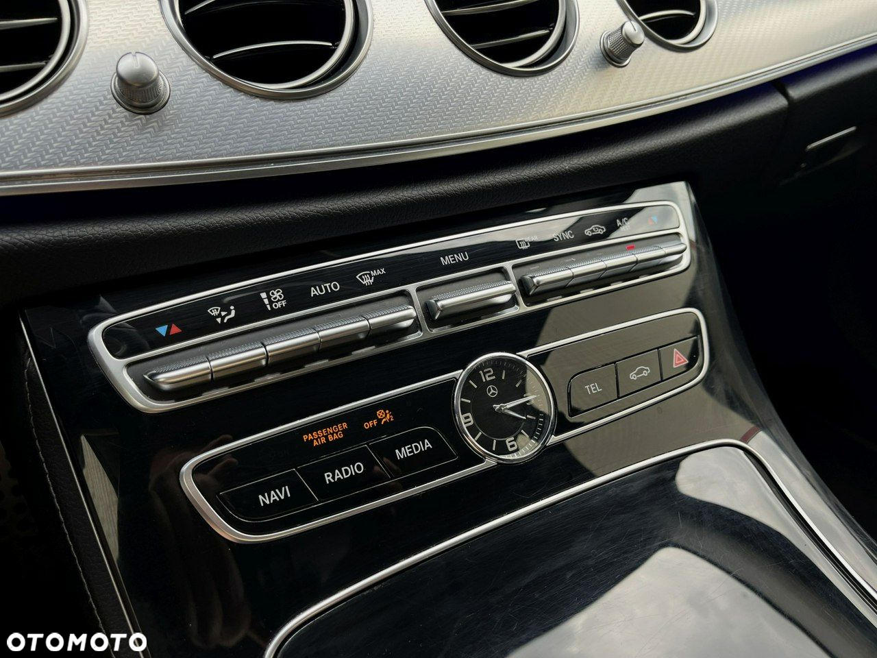 Mercedes-Benz Klasa E 220 d Avantgarde - 14