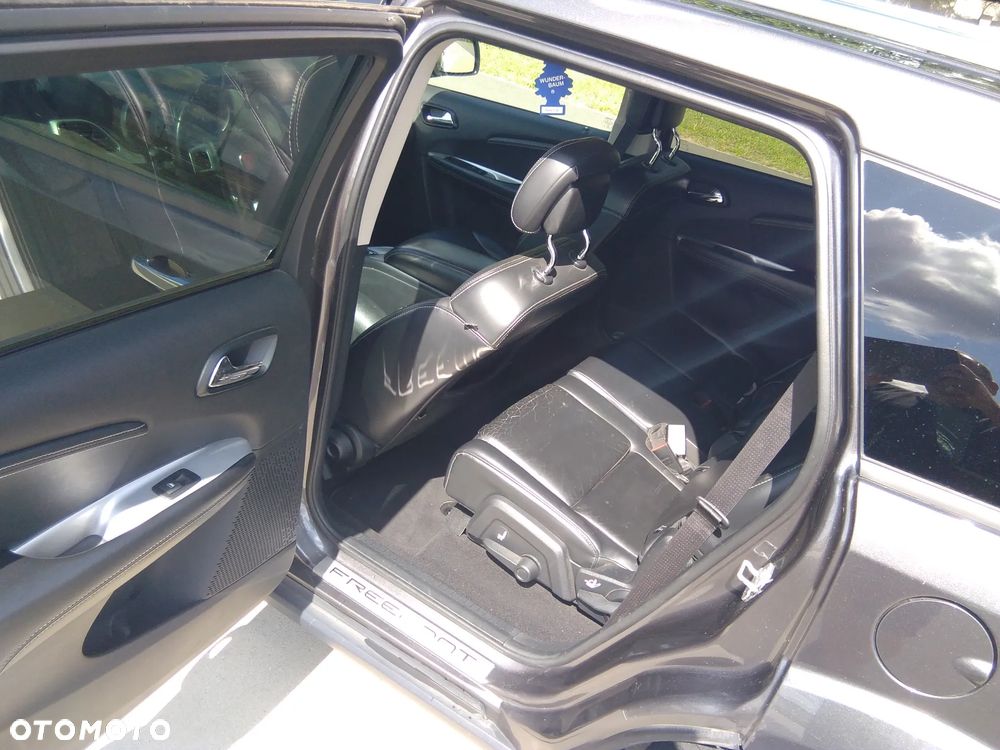 Fiat Freemont 2.0 Multijet 16V DPF Automatik Allrad Lounge - 18