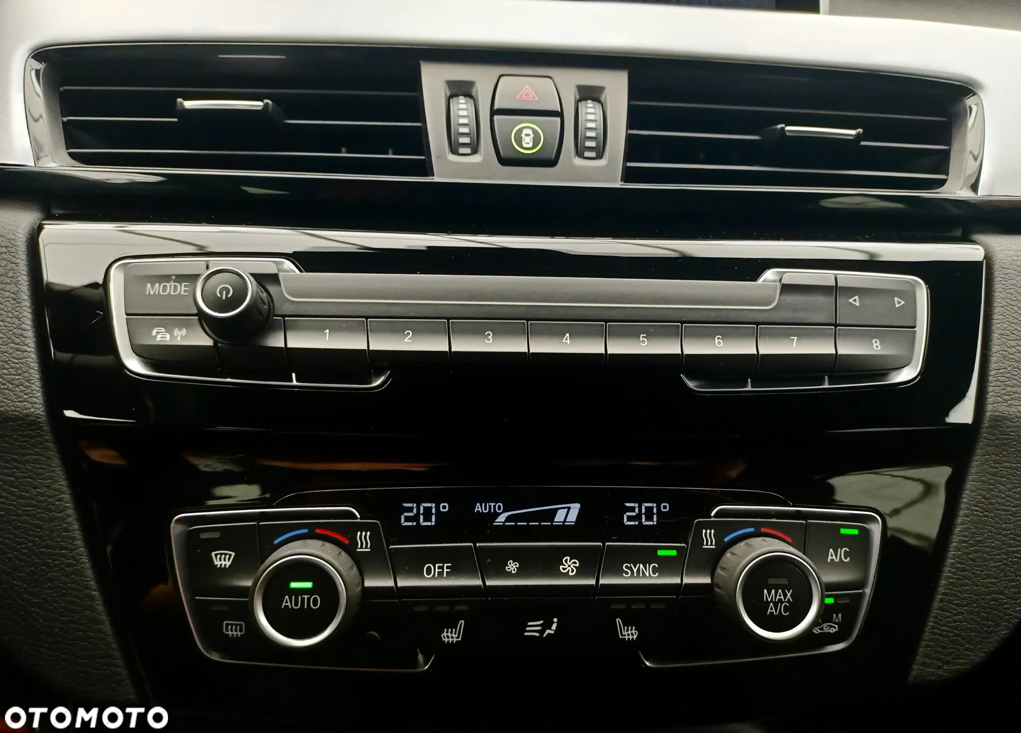 BMW X1 - 16