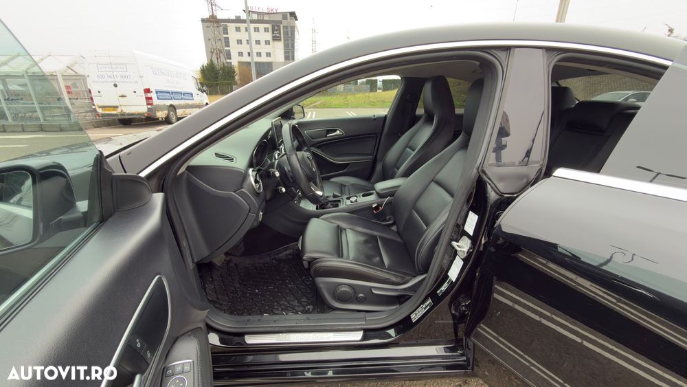 Mercedes-Benz CLA - 4