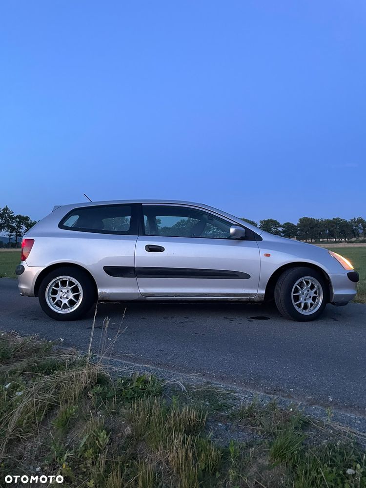 Honda Civic 1.4i LS - 4