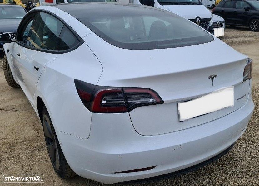 Tesla Model 3 Long-Range Dual Motor AWD - 3