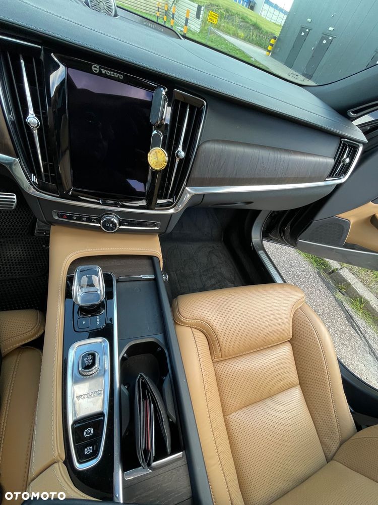 Volvo V90 B5 D AWD Ultimate Dark - 23