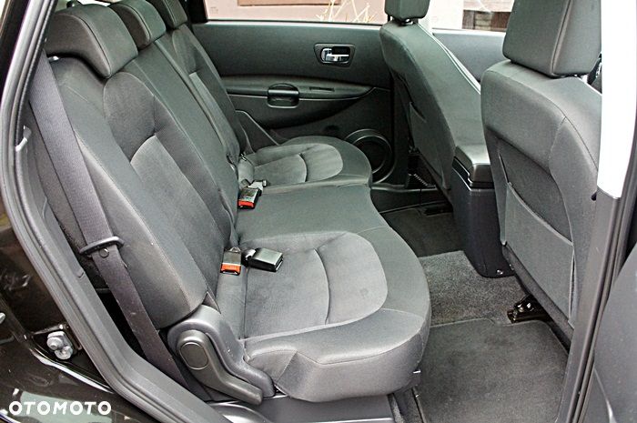 Nissan Qashqai+2 2.0 360 - 27