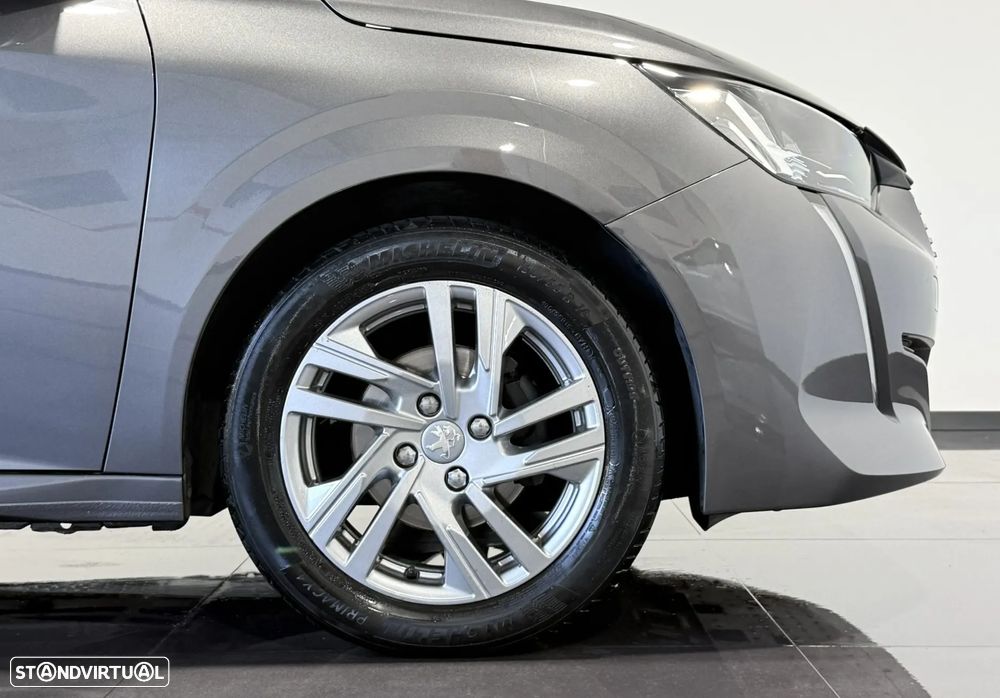 Peugeot 208 1.2 PureTech Active Pack - 44