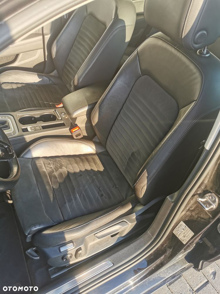 Volkswagen Passat 2.0 TDI Bi-Turbo BMT 4Mot Highline DSG - 2