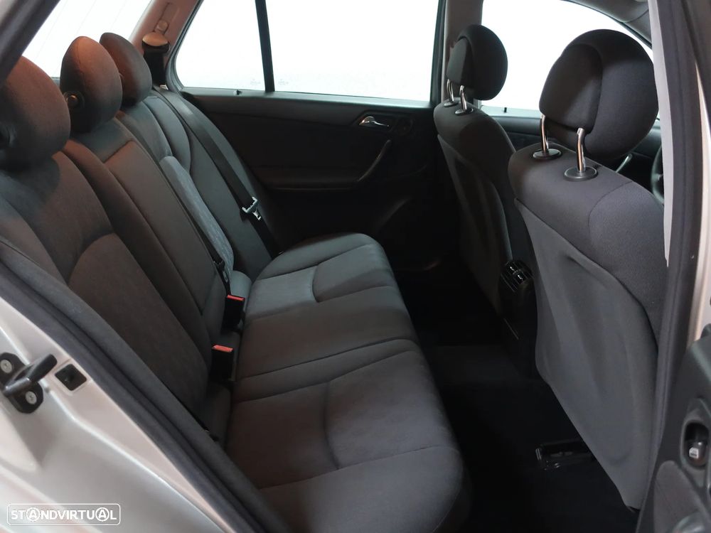 Mercedes-Benz C 220 CDi Classic - 23
