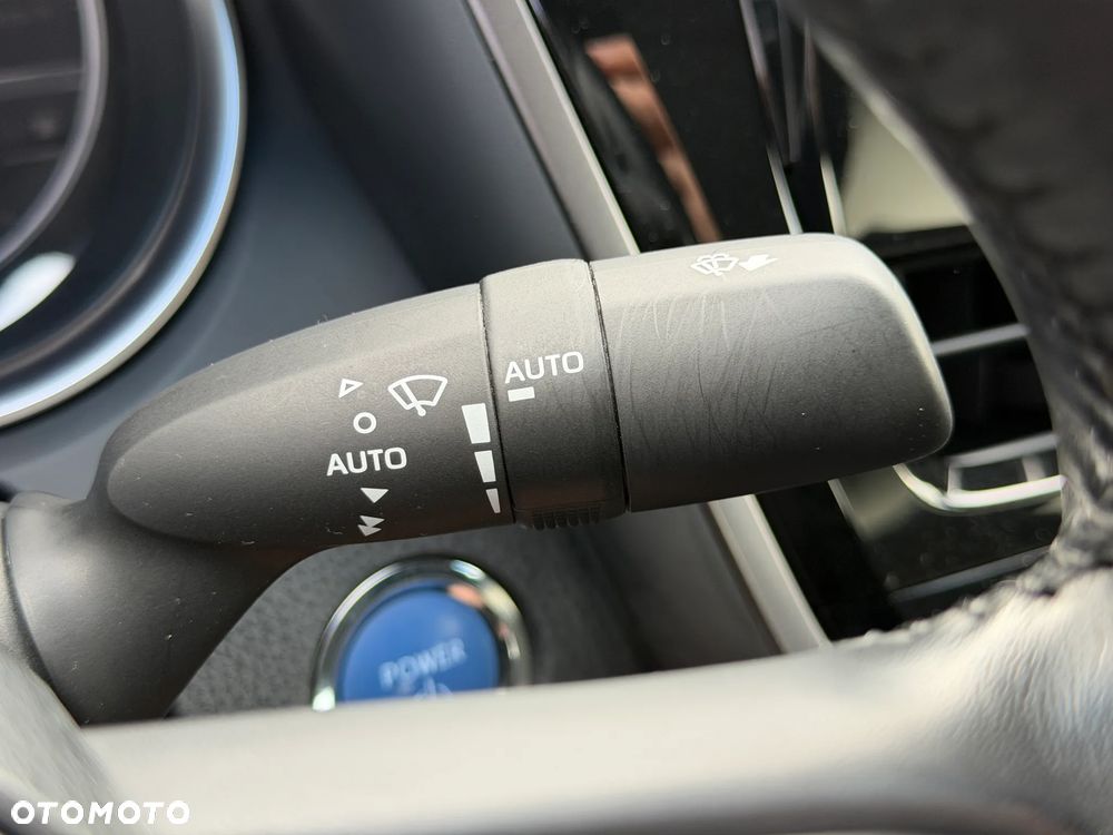 Toyota Camry 2.5 Hybrid Comfort CVT - 16