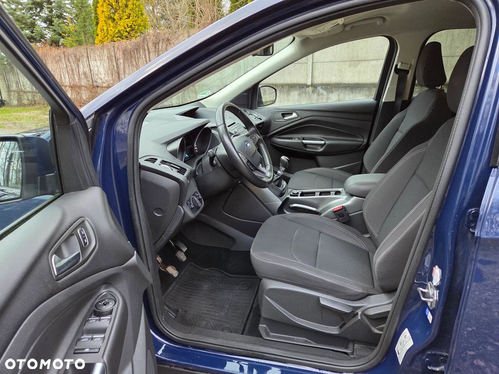Ford Kuga 1.5 EcoBoost 2x4 Trend - 14