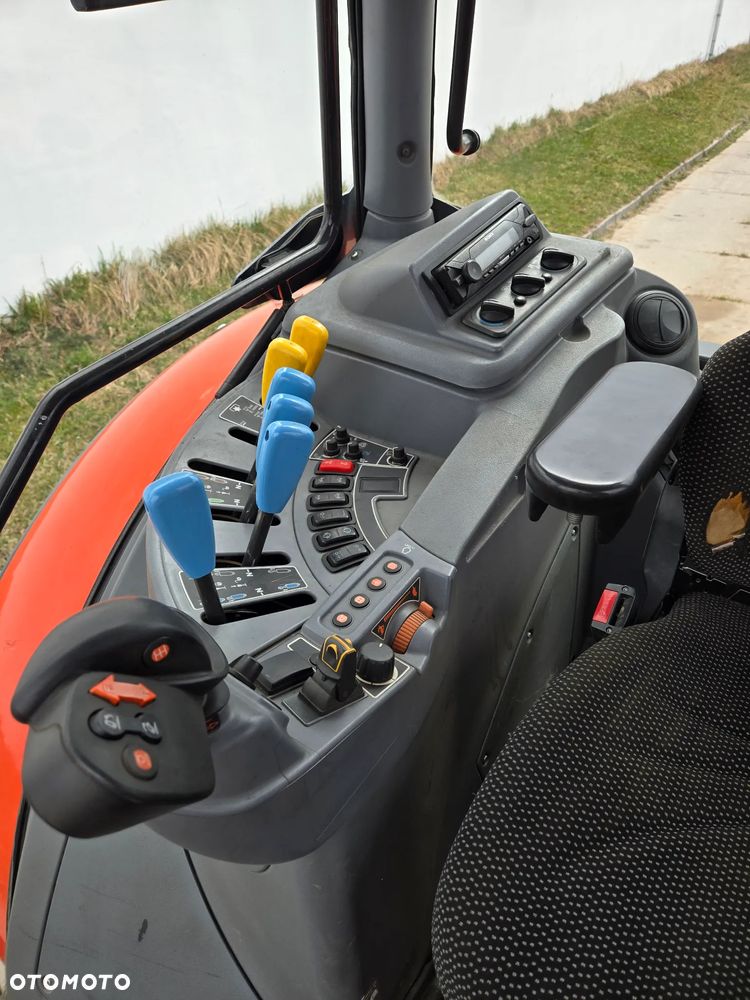 Kubota M7152 - 7