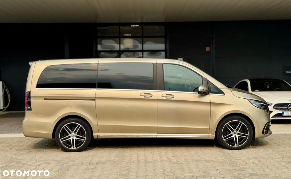 Mercedes-Benz Klasa V - 3