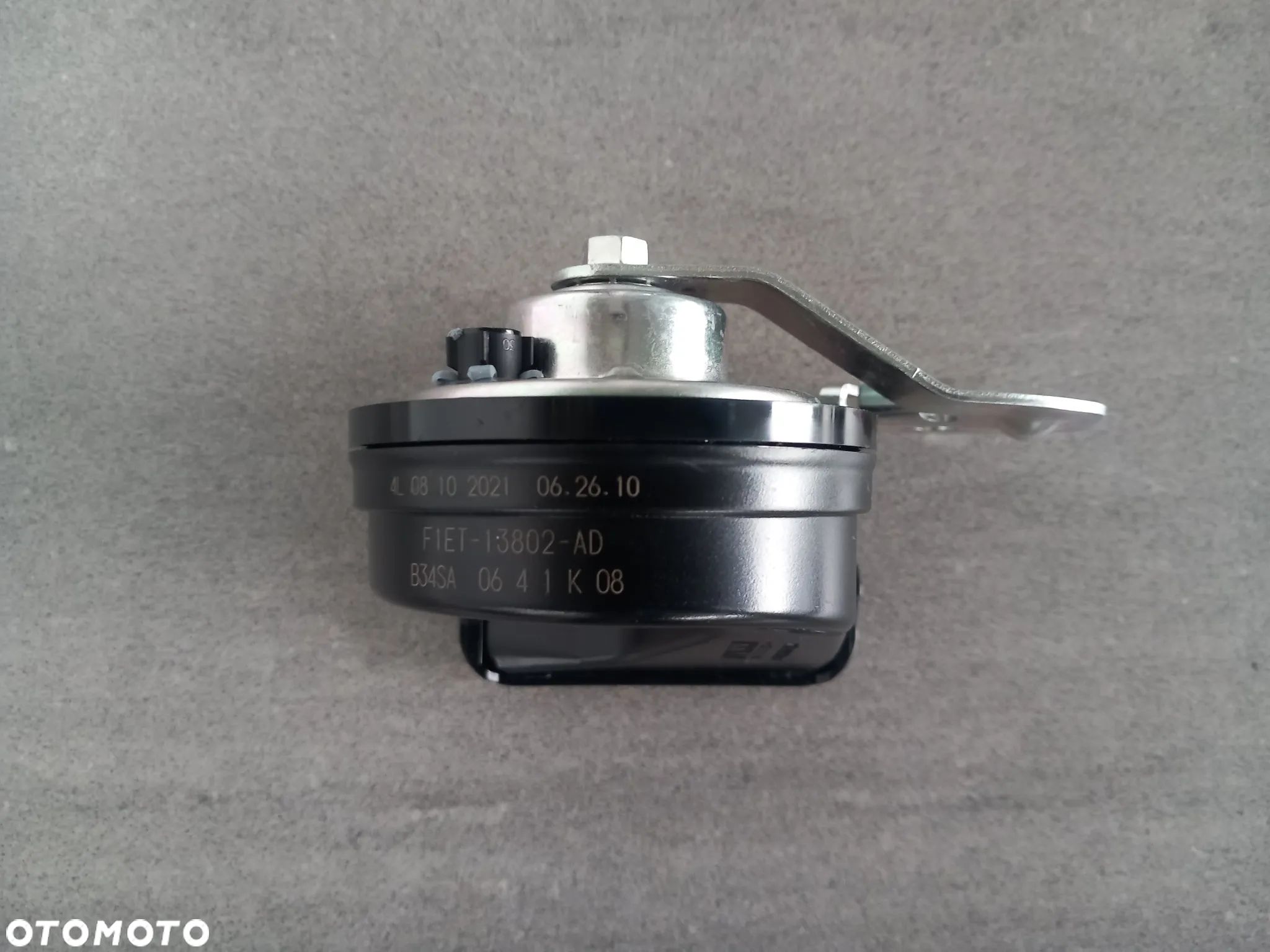 Klakson sygnał dźwiękowy prawy Ford Focus MK3 2011-2015, C-Max 2015-2019 2290294 - 1