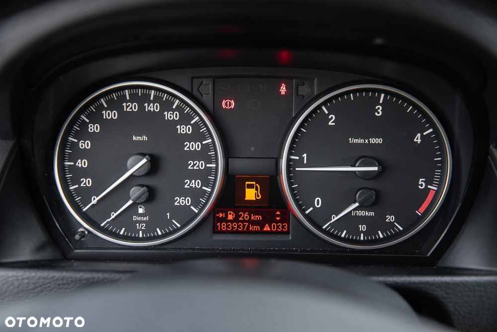 BMW X1 sDrive18d Sport Line - 10