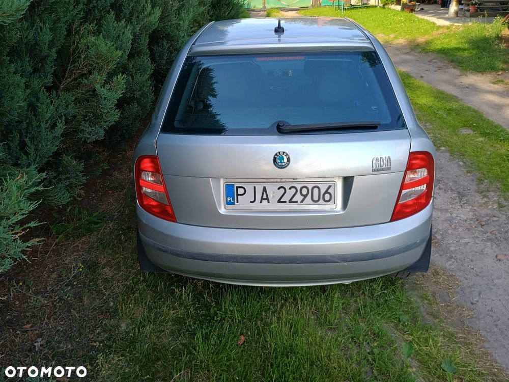 Skoda Fabia 1.4 16V Comfort - 5