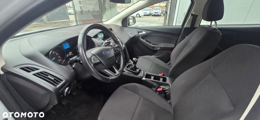Ford Focus 1.0 EcoBoost Start-Stopp-System Ambiente - 27