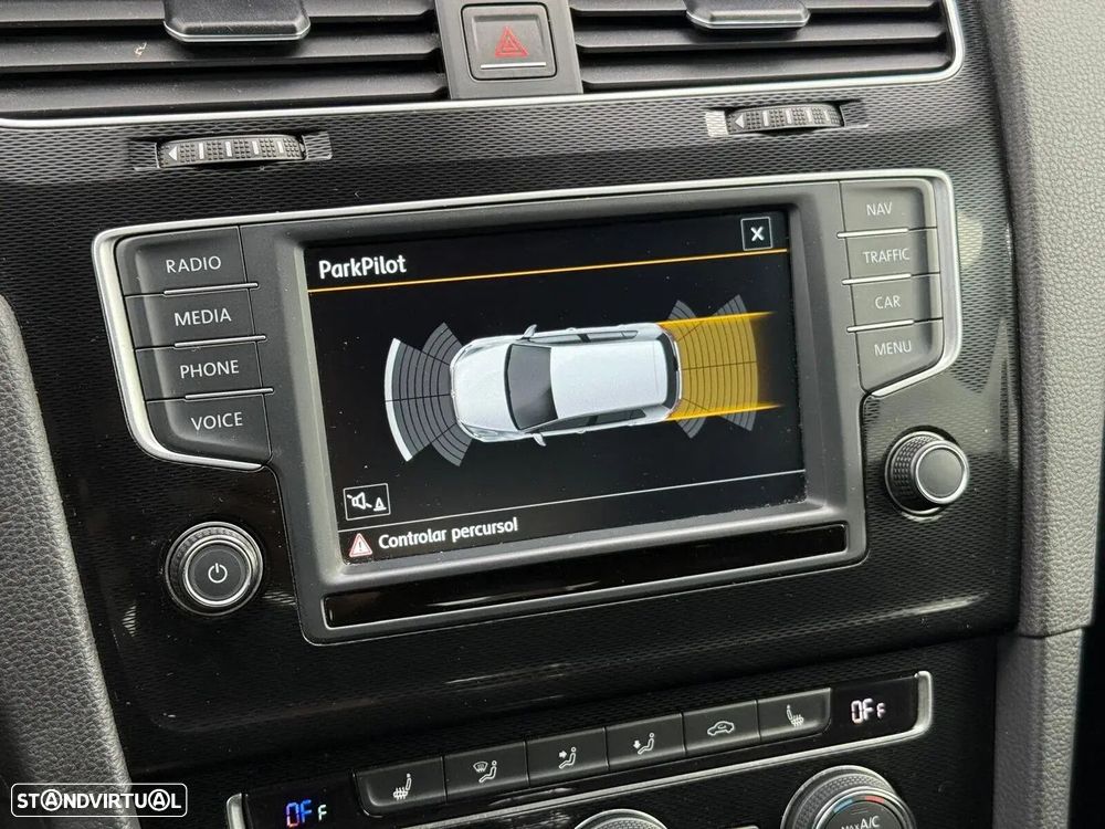 VW Golf 2.0 TDI GTD DSG - 21