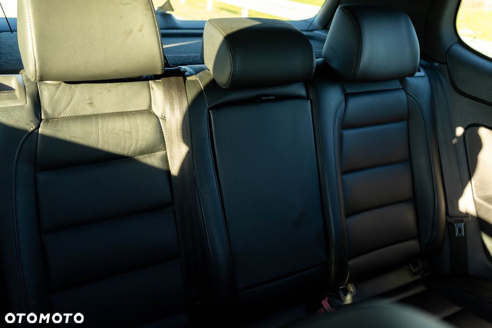 Volkswagen Golf 2.0 GTI - 11