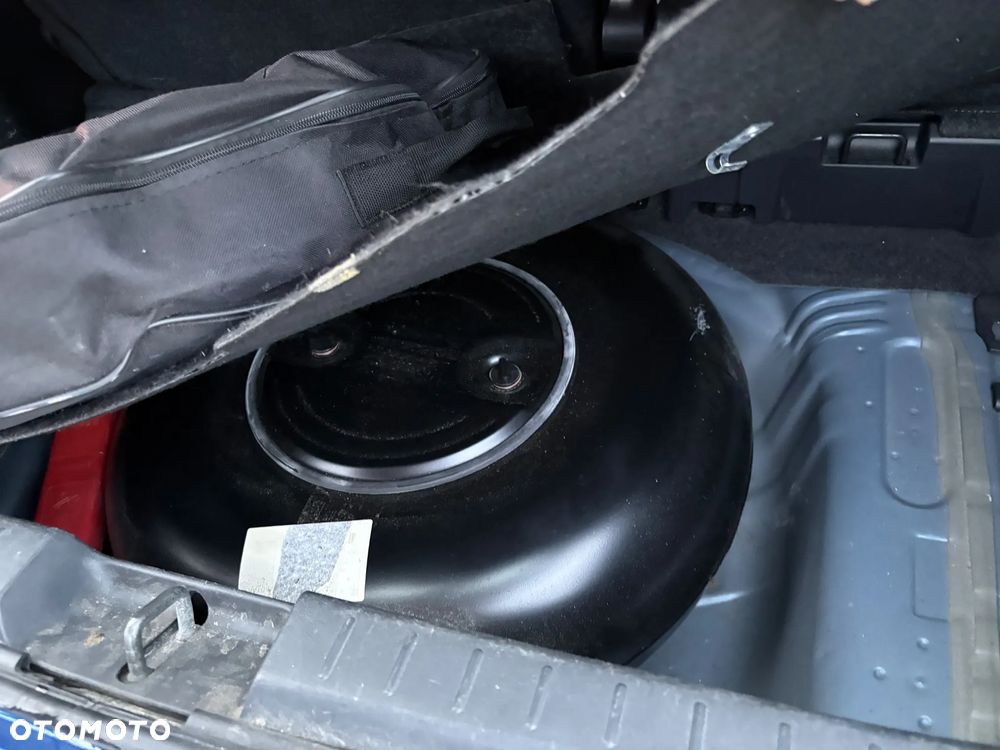 Toyota Yaris 1.33 Sol - 18