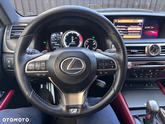 Lexus GS 200t / 300 F Sport - 22