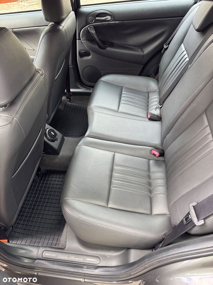 Alfa Romeo 147 1.9 JTD 16V M-Jet Progression - 12