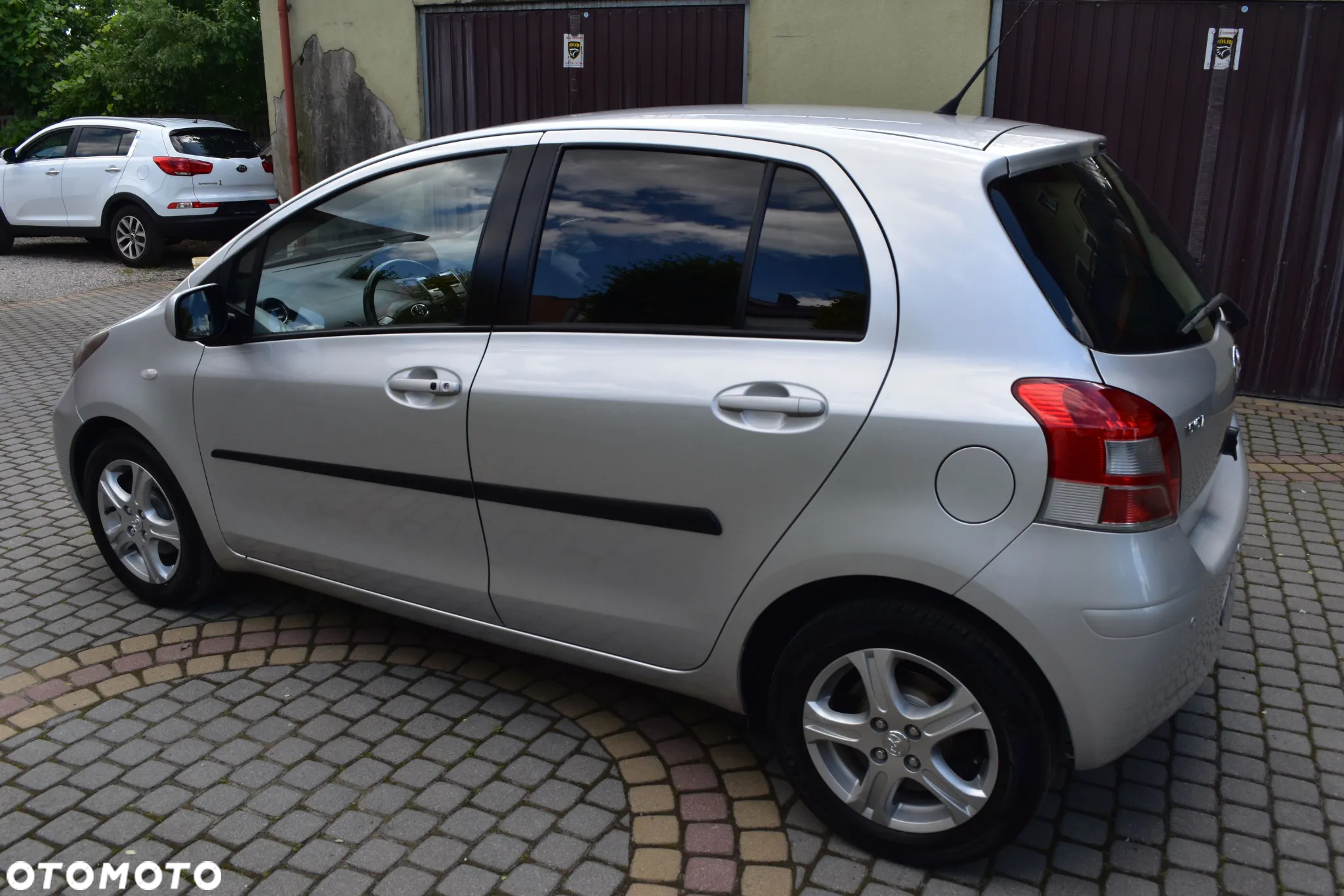 Toyota Yaris - 15