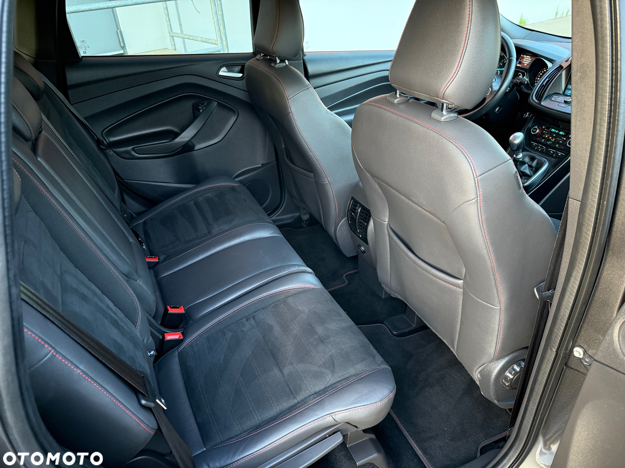 Ford Kuga - 21