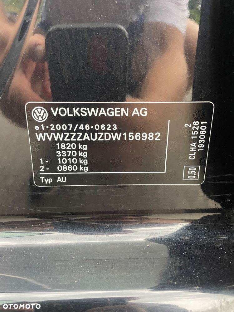 Volkswagen Golf 1.6 TDI DPF Highline - 30