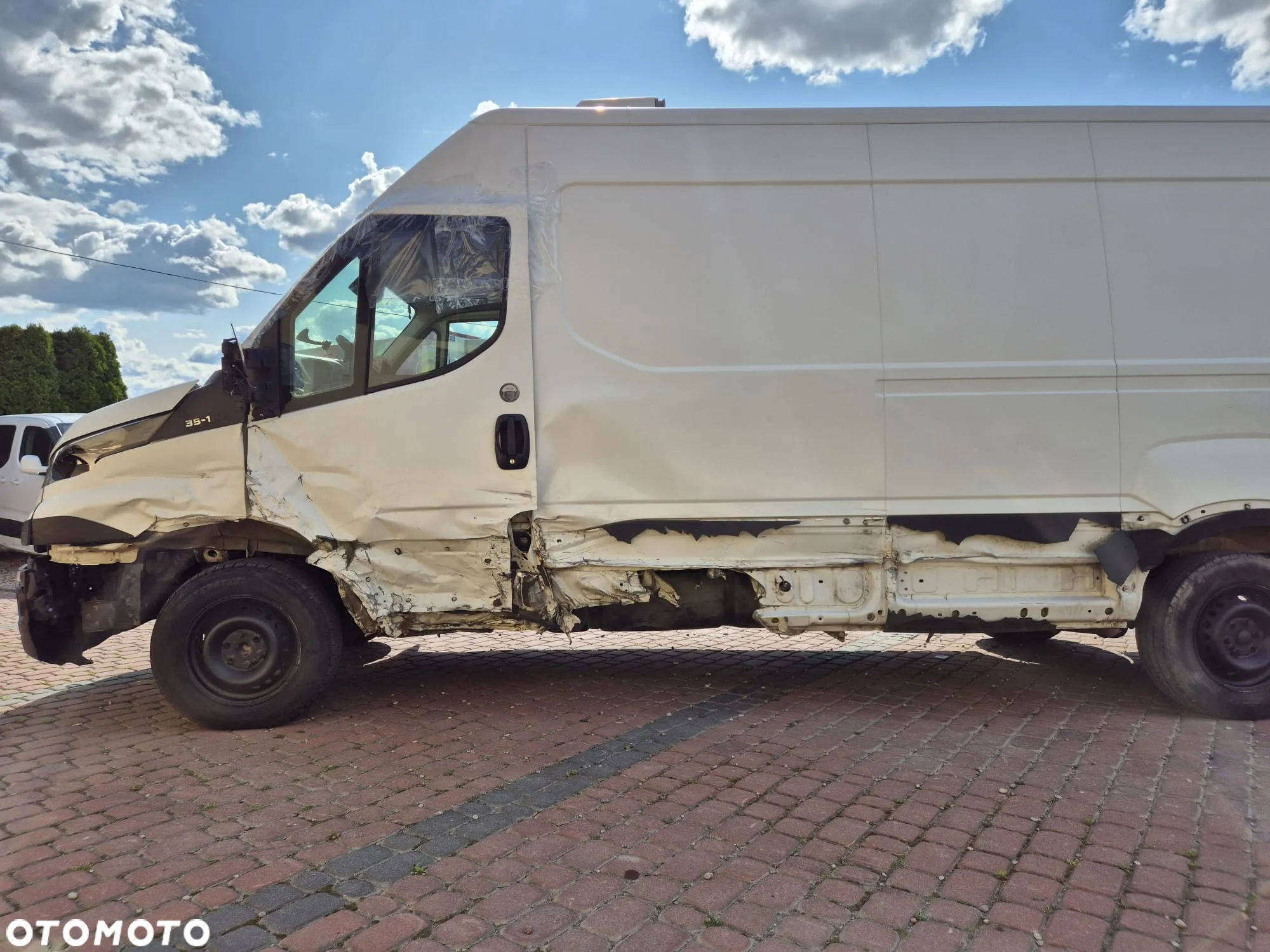 Iveco 35S18 HI MATIC CHŁODNIA - 16