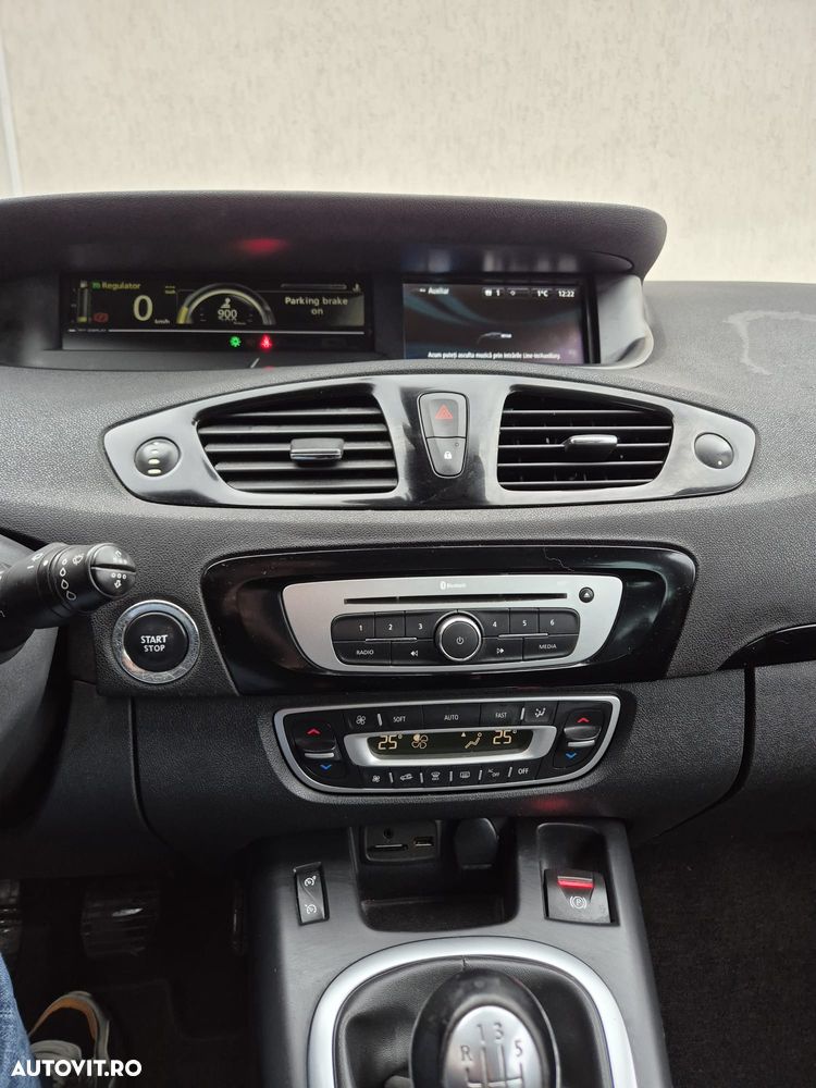 Renault Grand Scenic Energy dCi 130 Euro 6 S&S Xmod Bose Edition - 15