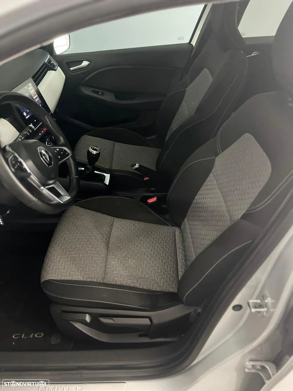 Renault Clio 1.0 TCe Limited Bi-Fuel - 6