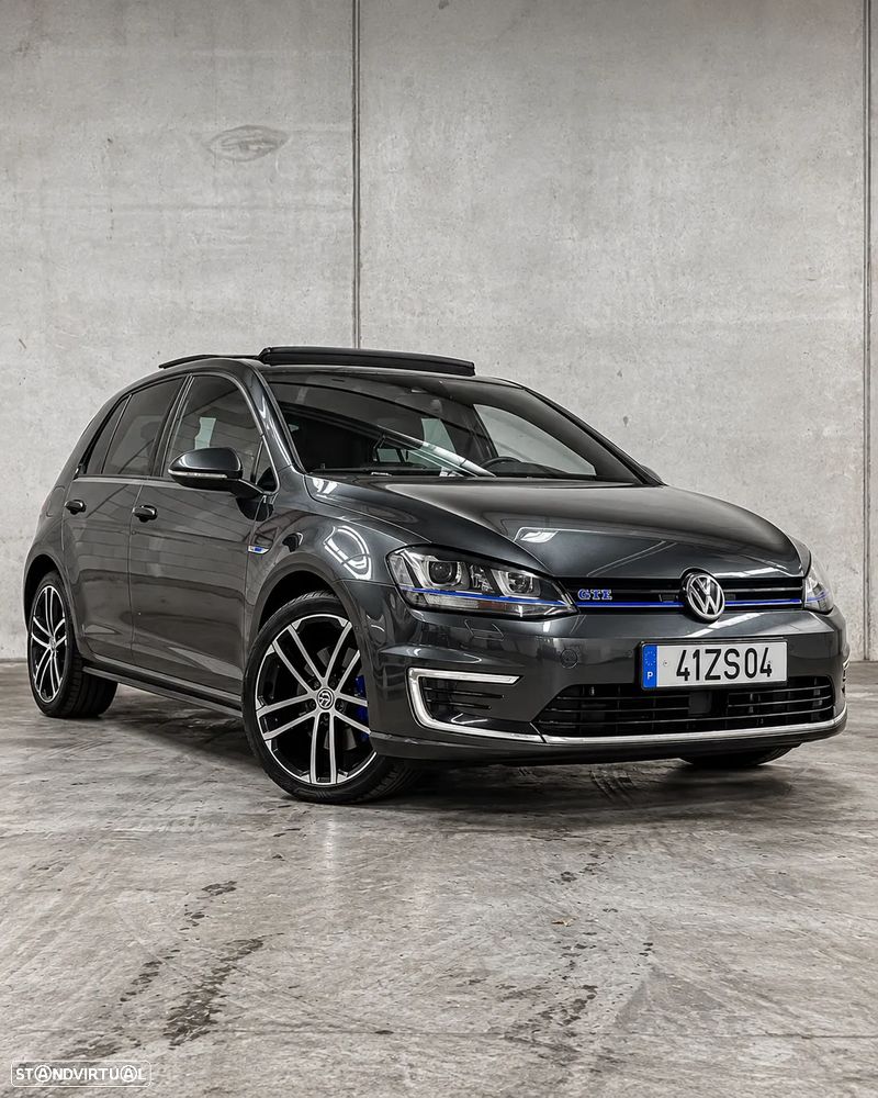 VW Golf - 2