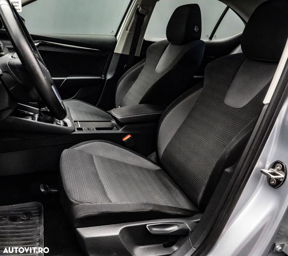 Skoda Octavia 2.0 TDI Style - 13