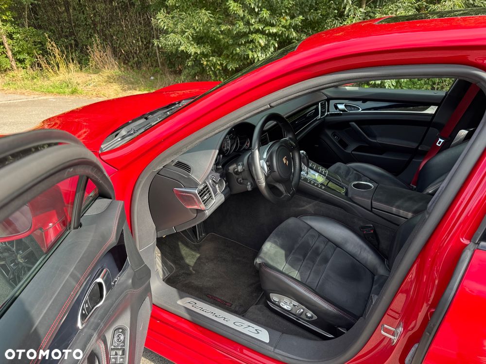 Porsche Panamera GTS - 16