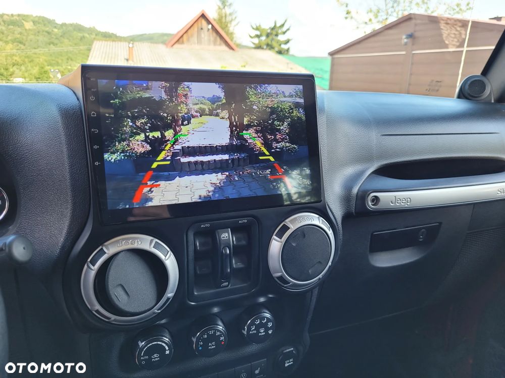 Jeep Wrangler 3.6 Unlim Sahara - 26