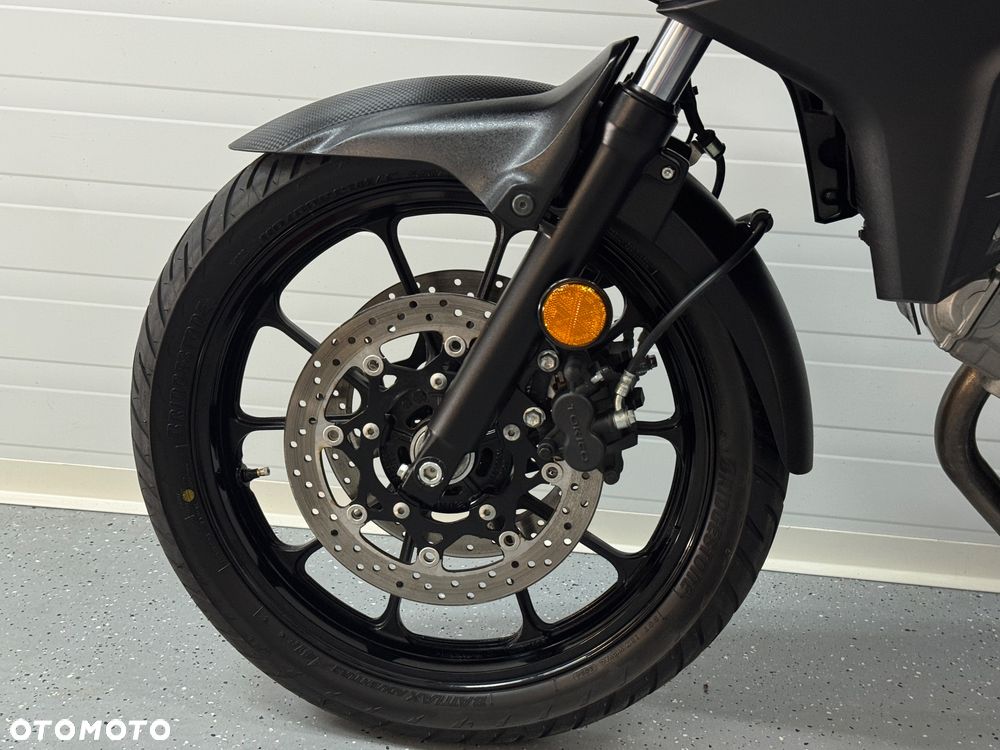 Suzuki V-STROM - 24
