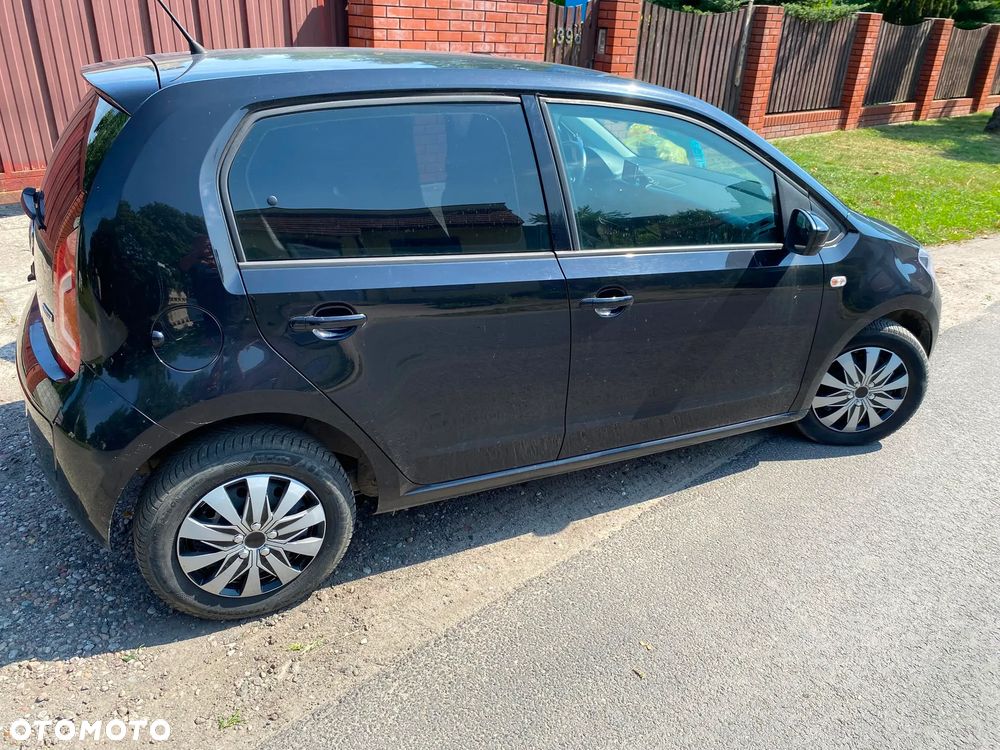 Volkswagen up! BlueMotion Technology high - 5