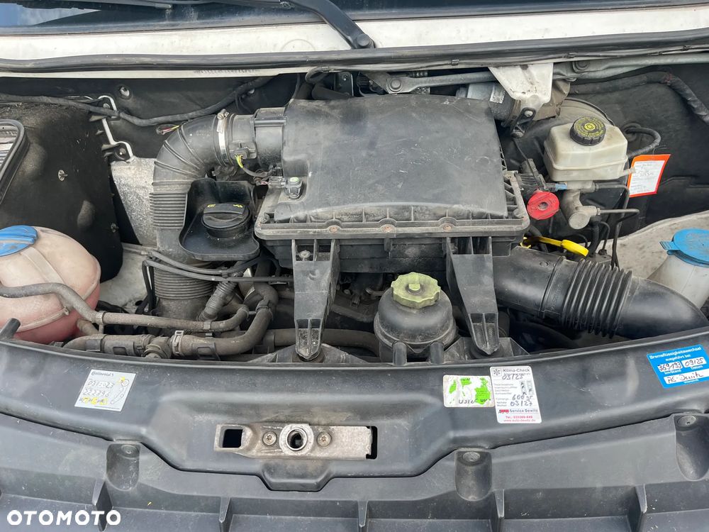 Volkswagen Crafter - 13