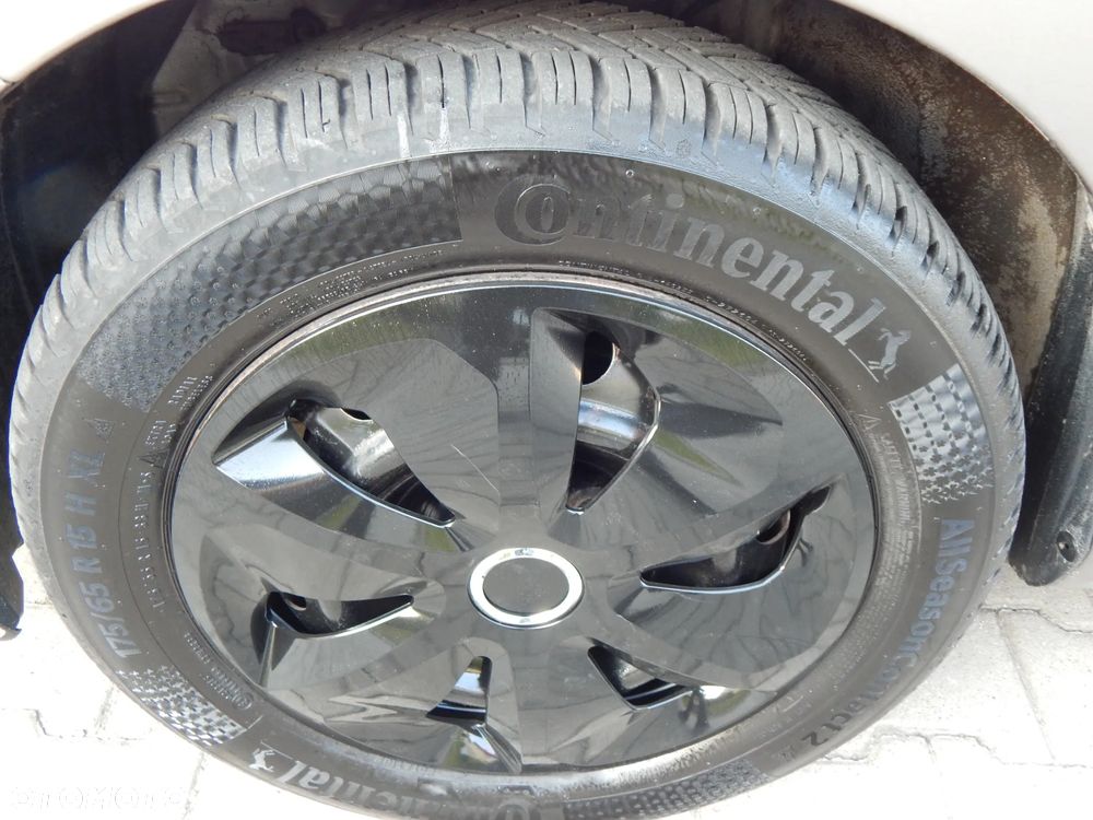 Toyota Yaris 1.33 Life - 31