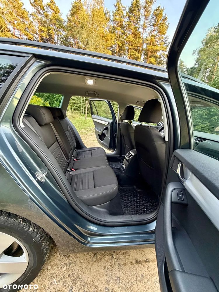 Skoda Octavia 1.4 TSI Ambition - 12