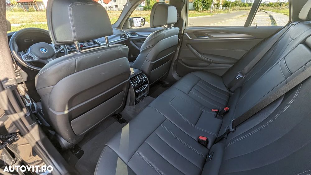 BMW Seria 5 530i xDrive Aut. M Sport Edition - 19