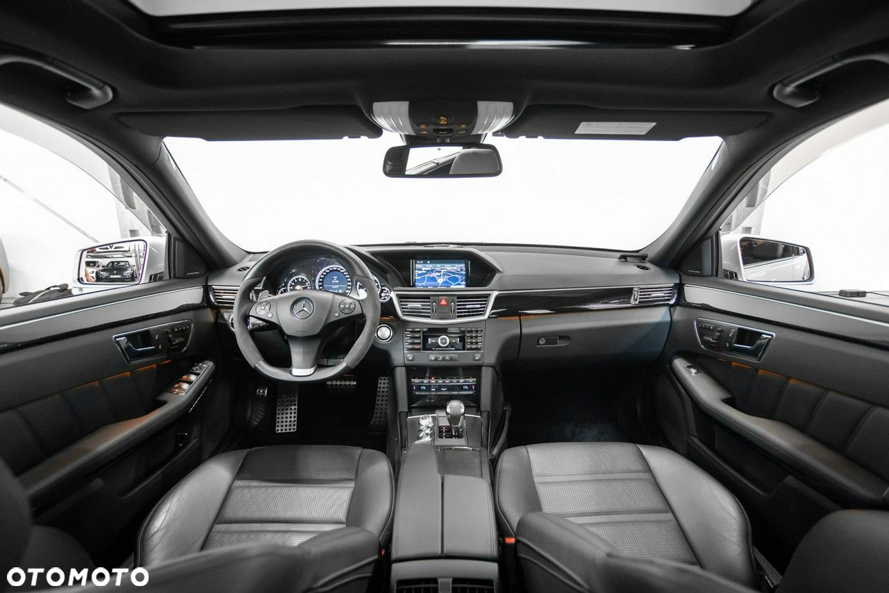 Mercedes-Benz Klasa E 63 AMG AMG Speedshift 7G-MCT - 22